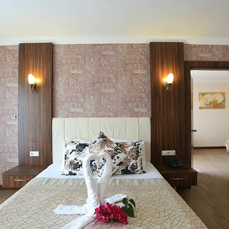 Tymnos Otel Bozburun